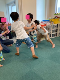 だるまさんが転んだ♫