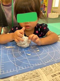 ねんど遊びをしました！