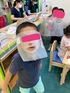 プチプチ怪人現れる！？