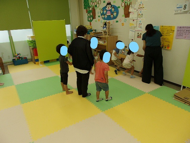 だ～る～ま～さんが…ころんだ！