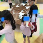ビックリ手袋おばけ👻