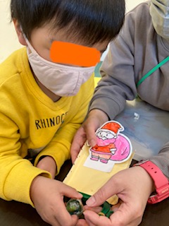 ごろごろソリとサンタさん
