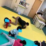 ２月８日(火)ポーズを決めて！ものまね遊び