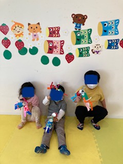 4月30日(土）🎏紙コップこいのぼりを作りました🎏