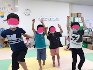 7月22日（金）上げて下げてゲーム✋✊👣