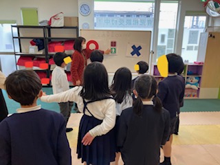 1月16日(月)交通安全クイズ🚥
