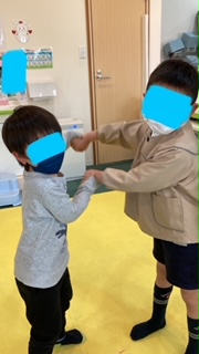 3月27日(月)わらべ歌遊び🎶