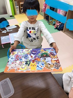 １２月１日(金)　パズルに挑戦✨