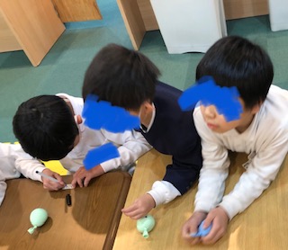 12月18日(月)　スクイーズを作ろう😮