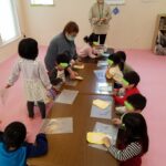 3月9日(土)　プレゼントづくり
