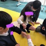 3月15日(金)紙コップをはこぼう！