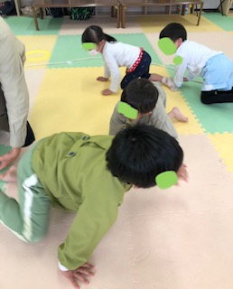 4月10日(水)クレーン鬼ごっこ