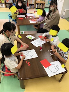 4月24日（水）　いちごを作ろう🍓