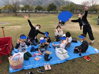 ４月6日（土）公園で遊ぼう🚌　　　