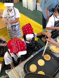 7月24日(水)　どら焼きづくり😊