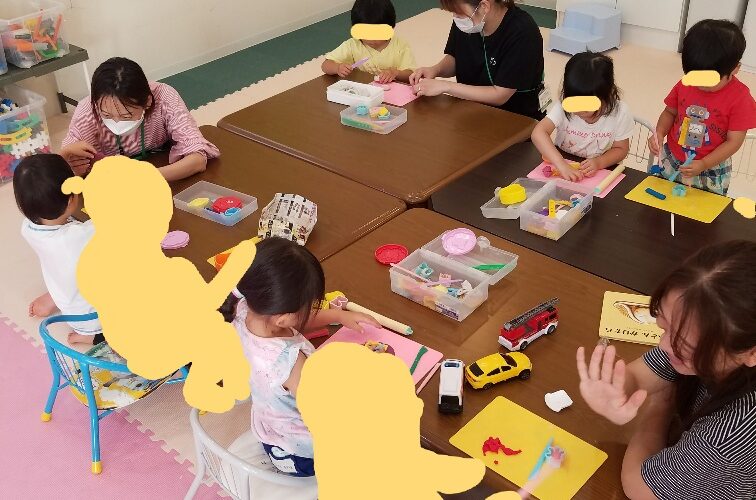 8月23日(金) ねんどであそぼう❢❣