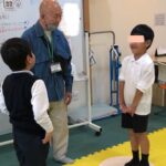 １１月２９日(金）　にらめっこ😁