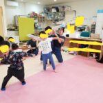 5月1日(木)ひこうきを作って飛ばそう✈