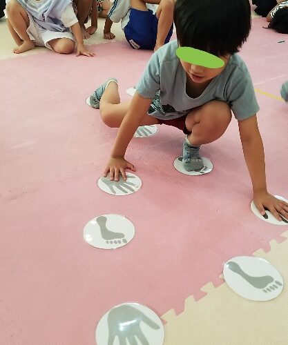 ９月２２日（月）👐床でボルダリング👣