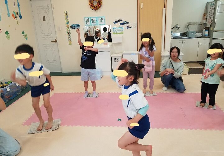 6月11日(水) 新聞紙じゃんけん✊✌✋